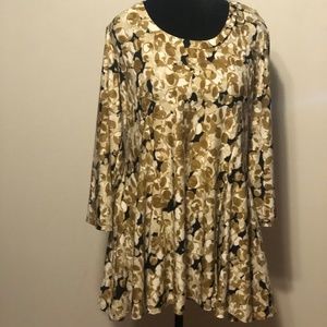 Attitudes by Renee printed Godet Tunic with pockets.